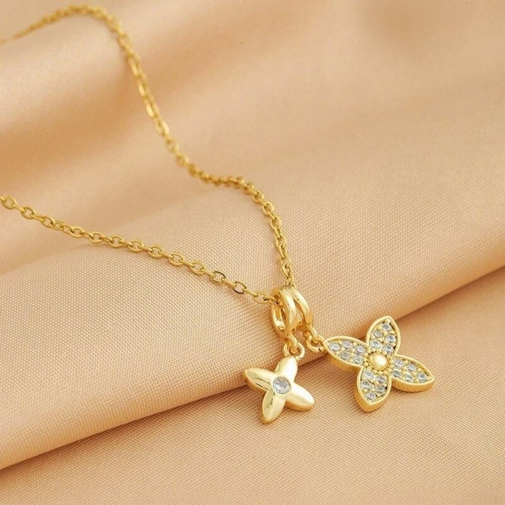 Stainless Steel Sparkly Gold Flower Pendant Necklace - Picture 7 of 12